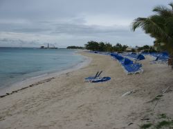 free beach chairs